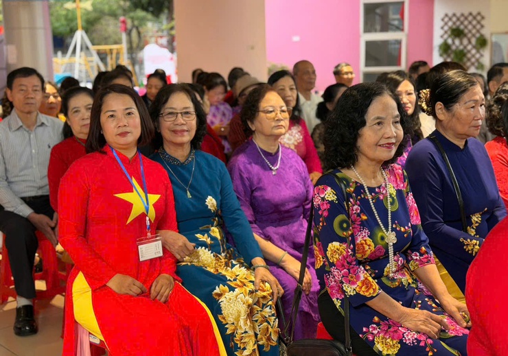 Cử tri phường Nghĩa Đô tưng bừng trong ngày hội non sông- Ảnh 3.