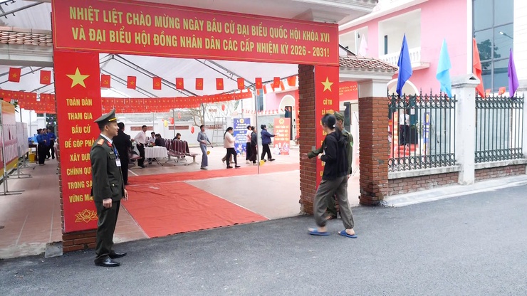 KHAI MẠC BẦU CỬ TẠI 51 KHU VỰC BỎ PHIẾU BẦU CỬ ĐẠI BIỂU QUỐC HỘI VÀ ĐẠI BIỂU HĐND CÁC CẤP NHIỆM KỲ 2026-2031 TRÊN ĐỊA BÀN XÃ THƯ LÂM- Ảnh 9.