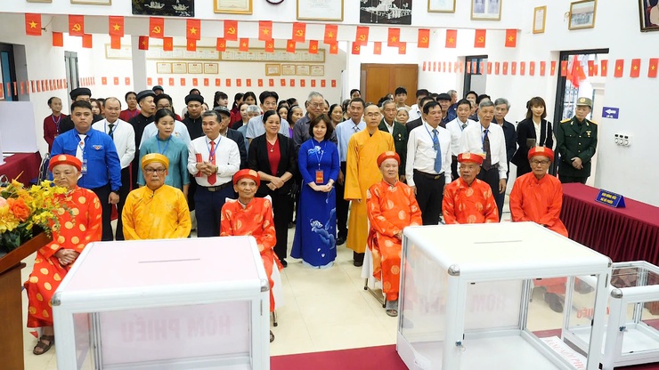 KHAI MẠC BẦU CỬ TẠI 51 KHU VỰC BỎ PHIẾU BẦU CỬ ĐẠI BIỂU QUỐC HỘI VÀ ĐẠI BIỂU HĐND CÁC CẤP NHIỆM KỲ 2026-2031 TRÊN ĐỊA BÀN XÃ THƯ LÂM- Ảnh 10.