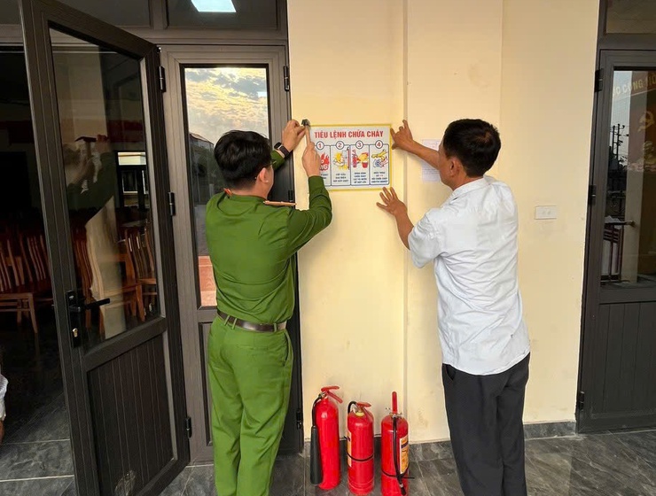 Công an xã Quảng Bị bảo đảm tuyệt đối an ninh, an toàn cuộc bầu cử đại biểu Quốc hội khóa XVI và HĐND các cấp nhiệm kỳ 2026 – 2031- Ảnh 12.