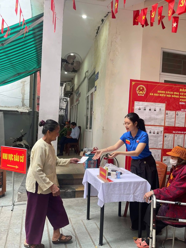 Tuổi trẻ Ô Chợ Dừa tích cực hỗ trợ Đại biểu Quốc hội khóa XVI và Đại biểu HĐND các cấp nhiệm kỳ 2026 - 2031- Ảnh 3.