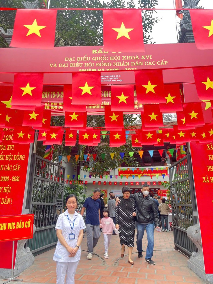 Trạm Y tế Phường Ô Chợ Dừa : Sẵn sàng các điều kiện y tế tốt nhất phục vụ bầu cử- Ảnh 5.