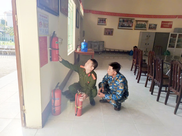 Công an xã Quảng Bị bảo đảm tuyệt đối an ninh, an toàn cuộc bầu cử đại biểu Quốc hội khóa XVI và HĐND các cấp nhiệm kỳ 2026 – 2031- Ảnh 11.