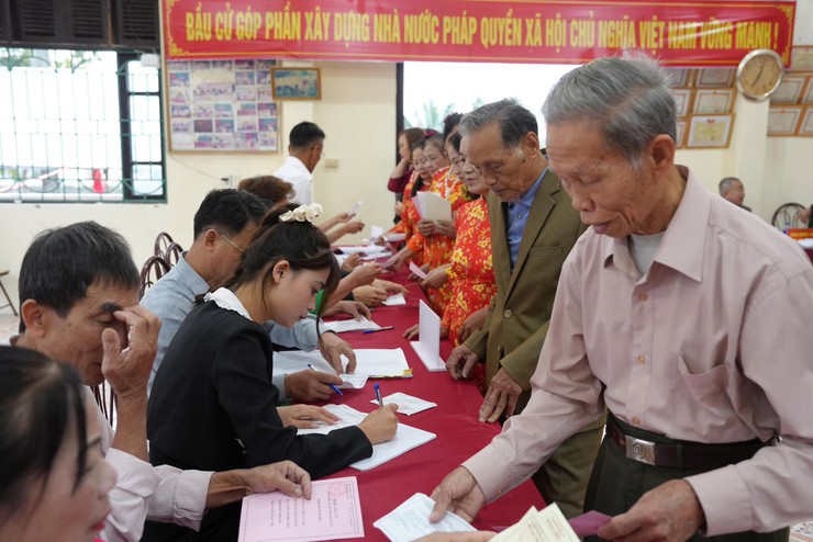 Cuộc bầu cử trên địa bàn xã Thanh Oai thành công tốt đẹp- Ảnh 8.