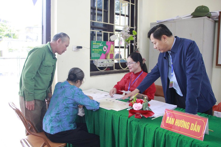 Xã Chương Dương tổ chức thành công cuộc bầu cử đại biểu Quốc hội và HĐND các cấp nhiệm kỳ 2026 – 2031

- Ảnh 2.