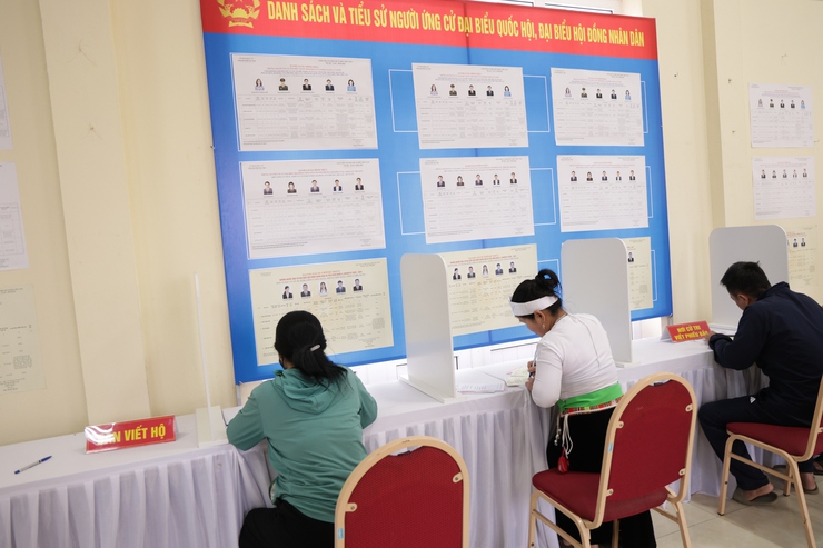 CỬ TRI XÃ YÊN XUÂN TÍCH CỰC THAM GIA NGÀY HỘI BẦU CỬ 15/3/2026- Ảnh 5.