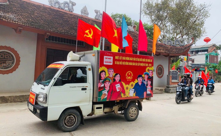 Xã Hương Sơn trọn vẹn Ngày hội non sông- Ảnh 6.