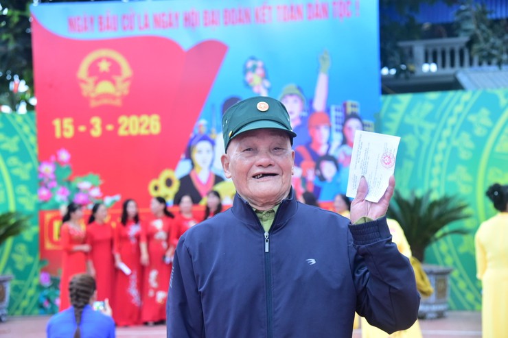 Xã Hương Sơn trọn vẹn Ngày hội non sông- Ảnh 8.