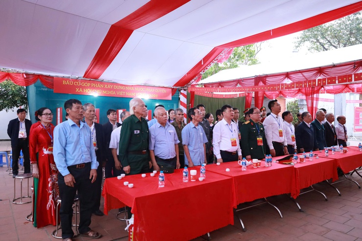 Cử tri xã Minh Châu náo nức đi bầu cử Đại biểu Quốc hội khóa XVI và Đại biểu HĐND các cấp, nhiệm kỳ 2026 - 2031- Ảnh 1.