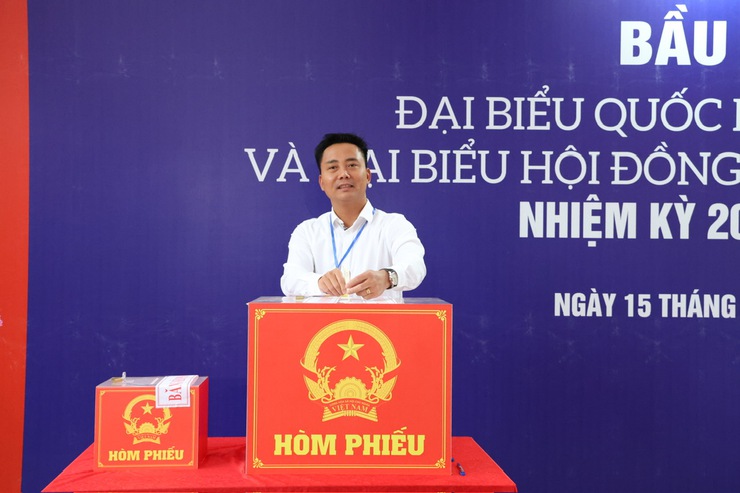 Cử tri xã Minh Châu náo nức đi bầu cử Đại biểu Quốc hội khóa XVI và Đại biểu HĐND các cấp, nhiệm kỳ 2026 - 2031- Ảnh 3.