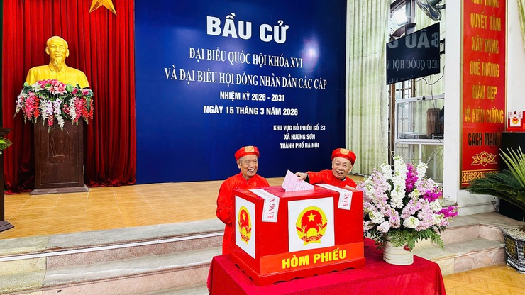 Gần 100% cử tri xã Hương Sơn hoàn thành thực hiện quyền và nghĩa vụ công dân- Ảnh 3.