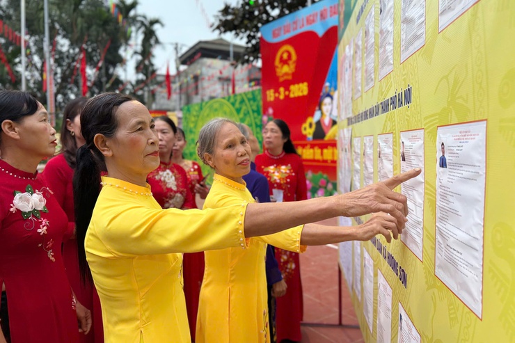 Gần 100% cử tri xã Hương Sơn hoàn thành thực hiện quyền và nghĩa vụ công dân- Ảnh 1.