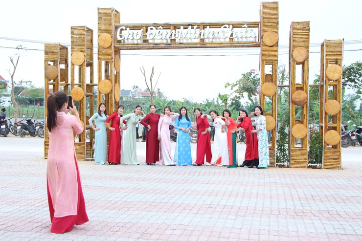 Trang trọng lễ thượng cờ tại xã đảo duy nhất tại Hà Nội- Ảnh 7.