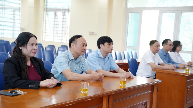 Phường Yên Nghĩa tham dự hội nghị trực tuyến Lễ khai trương nền tảng điều hành tập trung của Đoàn đại biểu Quốc hội và HĐND hai cấp thành phố - Một điểm đến của mọi nhiệm vụ- Ảnh 2.