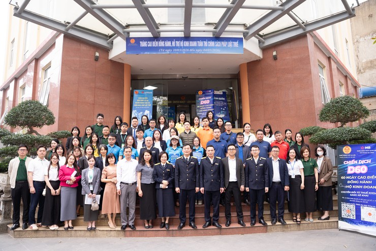 THUẾ CƠ SỞ 2 TP HÀ NỘI RA QUÂN “THÁNG CAO ĐIỂM ĐỒNG HÀNH HỖ TRỢ HỘ KINH DOANH, CÁ NHÂN KINH DOANH TUÂN THỦ CHÍNH SÁCH PHÁP LUẬT THUẾ”- Ảnh 2.