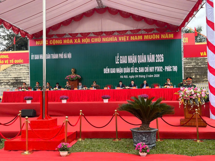 Thanh niên Minh Châu hăng hái lên đường nhập ngũ năm 2026.- Ảnh 2.