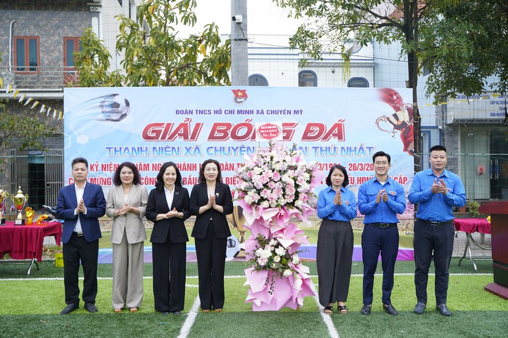Khai mạc giải bóng đá thanh niên xã Chuyên Mỹ lần thứ Nhất năm 2026- Ảnh 1.