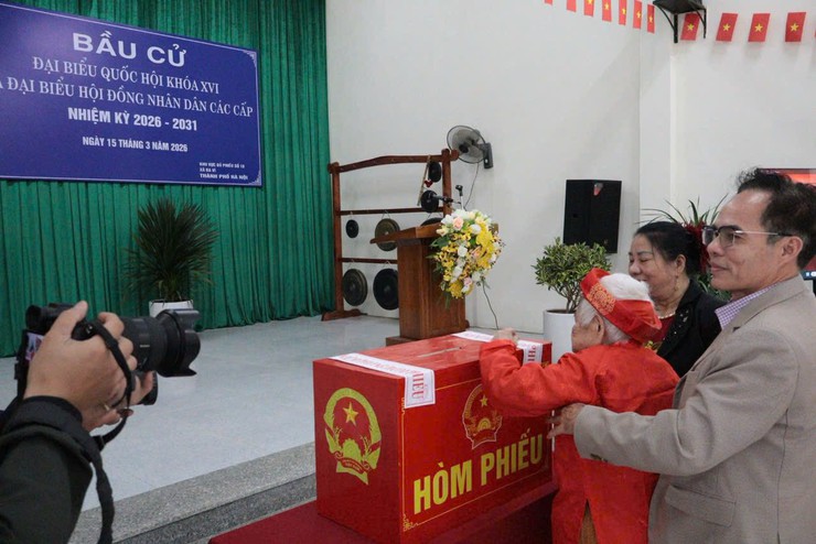 Xã Ba Vì rộn ràng khai mạc bầu cử Đại biểu Quốc hội khóa XVI và Đại biểu HĐND các cấp nhiệm kỳ 2026–2031- Ảnh 8.