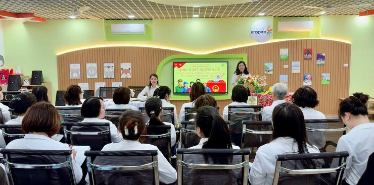 Trường mầm non Tân Mai tổ chức sinh hoạt chuyên đề
tuyên truyền công tác bầu cử Đại biểu Quốc hội khoá XVI và Đại biểu HĐND các cấp nhiệm kỳ 2026 - 2031- Ảnh 1.