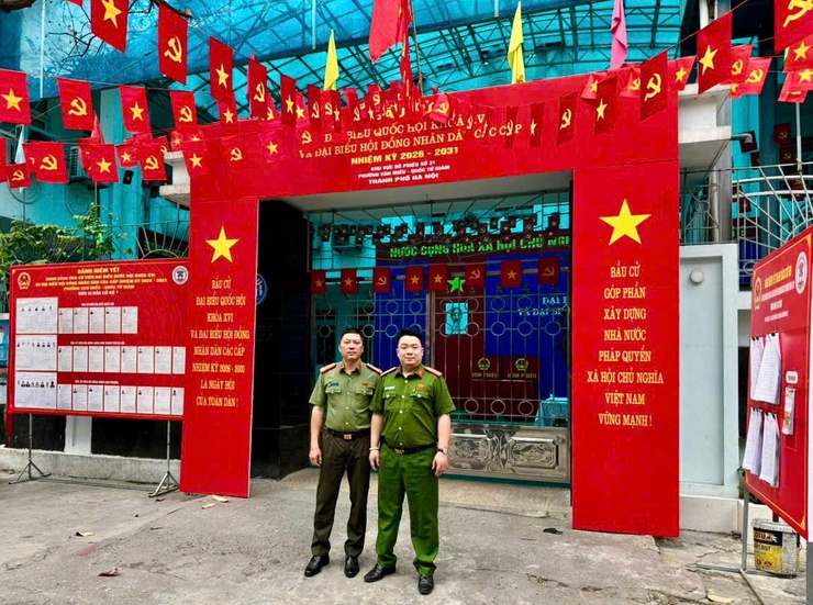 PHƯỜNG VĂN MIẾU – QUỐC TỬ GIÁM CHỦ ĐỘNG TRIỂN KHAI CÁC GIẢI PHÁP BẢO ĐẢM AN NINH, AN TOÀN CHO NGÀY BẦU CỬ- Ảnh 5.