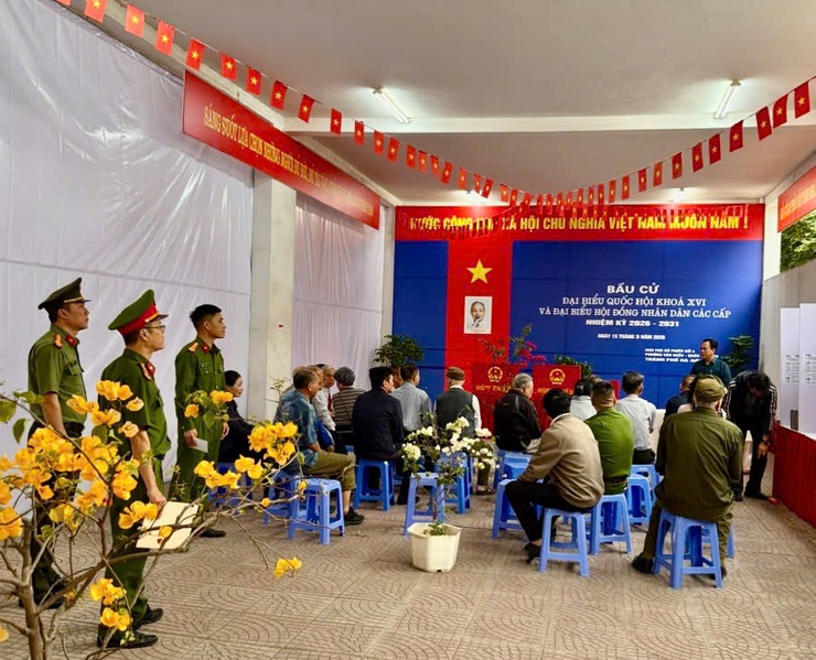 PHƯỜNG VĂN MIẾU – QUỐC TỬ GIÁM CHỦ ĐỘNG TRIỂN KHAI CÁC GIẢI PHÁP BẢO ĐẢM AN NINH, AN TOÀN CHO NGÀY BẦU CỬ- Ảnh 3.