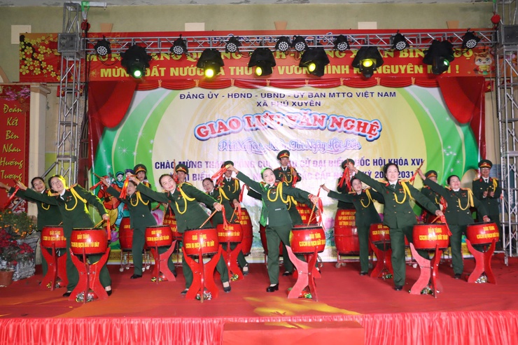 Sôi nổi đêm giao lưu văn nghệ “Phú Xuyên – Niềm tin ngày hội lớn”- Ảnh 10.