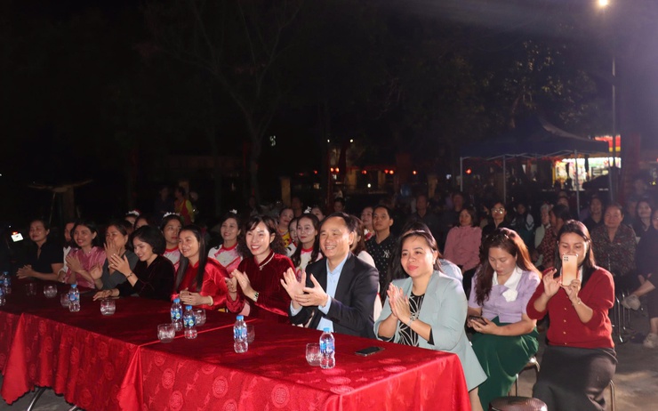 Sôi nổi đêm giao lưu văn nghệ “Phú Xuyên – Niềm tin ngày hội lớn”- Ảnh 6.