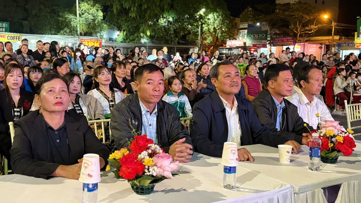 Chương trình văn nghệ chào mừng thành công bầu cử - Ảnh 22.