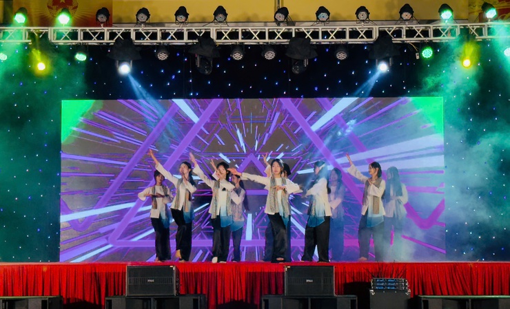 Chương trình văn nghệ chào mừng thành công bầu cử - Ảnh 18.