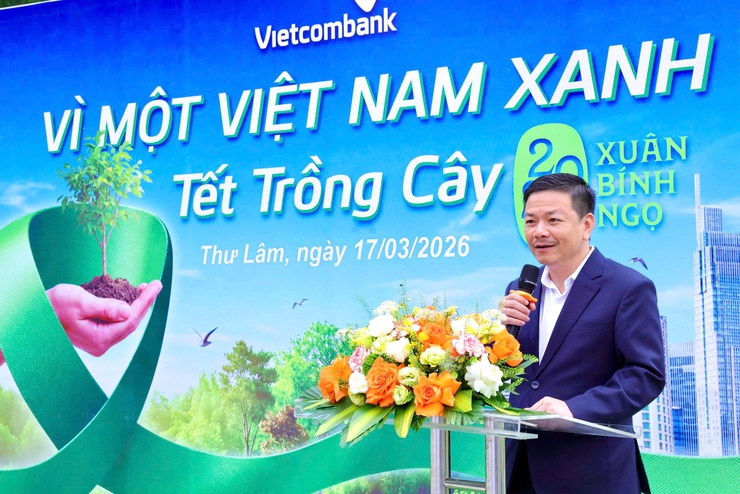 NGÂN HÀNG TMCP NGOẠI THƯƠNG VIỆT NAM PHỐI HỢP VỚI UBND XÃ THƯ LÂM TỔ CHỨC CHƯƠNG TRÌNH TẾT TRỒNG CÂY “VIETCOMBANK – VÌ MỘT VIỆT NAM XANH” XUÂN BÍNH NGỌ NĂM 2026- Ảnh 11.