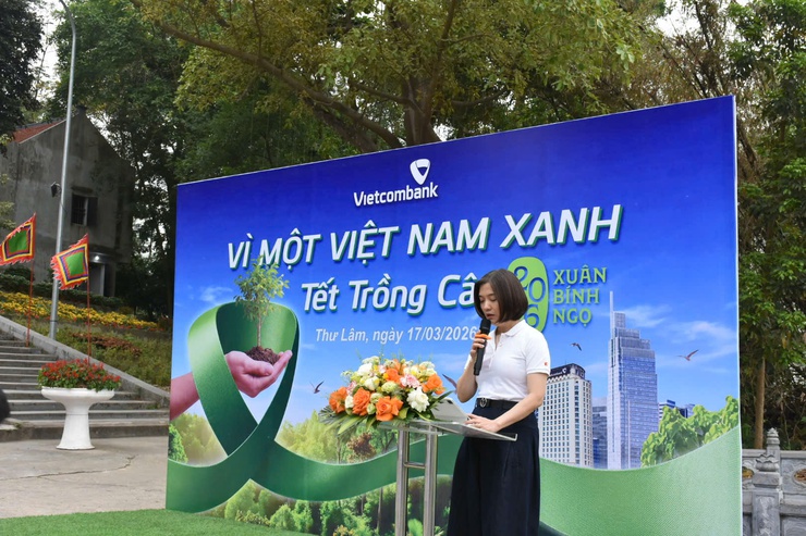 NGÂN HÀNG TMCP NGOẠI THƯƠNG VIỆT NAM PHỐI HỢP VỚI UBND XÃ THƯ LÂM TỔ CHỨC CHƯƠNG TRÌNH TẾT TRỒNG CÂY “VIETCOMBANK – VÌ MỘT VIỆT NAM XANH” XUÂN BÍNH NGỌ NĂM 2026- Ảnh 10.