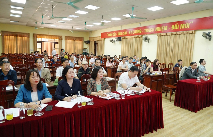 Thường Tín lấy ý kiến Nhân dân phương án tuyến tỷ lệ 1/500 Dự án trục không gian Quốc lộ 1A gắn với chỉnh trang và tái thiết đô thị.- Ảnh 1.