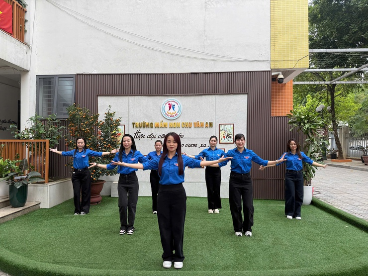 Sôi nổi chuỗi hoạt động kỷ niệm 95 năm ngày thành lập Đoàn TNCS Hồ Chí Minh tại trường Mầm Non Chu Văn An- Ảnh 5.