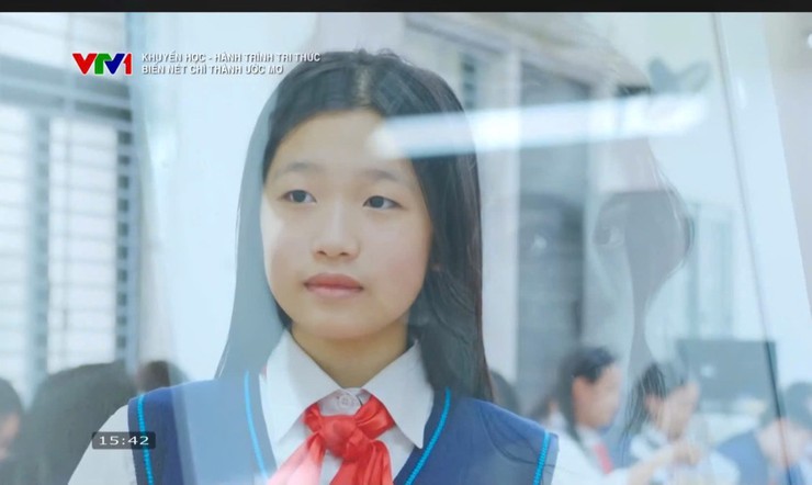 Học sinh Lê Phạm Yến Trang – Lớp 7A3 Trường THCS Việt Nam – Angieri tỏa sáng với tài năng hội họa truyền thần- Ảnh 7.