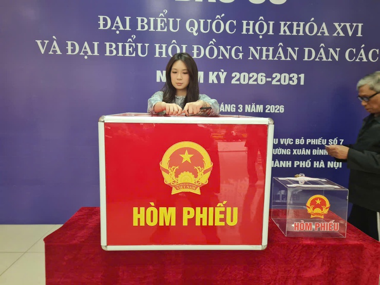 Tuổi trẻ Xuân Đỉnh tự hào thực hiện quyền công dân trong ngày bầu cử- Ảnh 1.