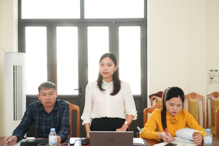 UBND xã Chuyên Mỹ tổ chức hội nghị tháo gỡ khó khăn, vướng mắc trong thực hiện thủ tục hành chính lĩnh vực đất đai- Ảnh 4.