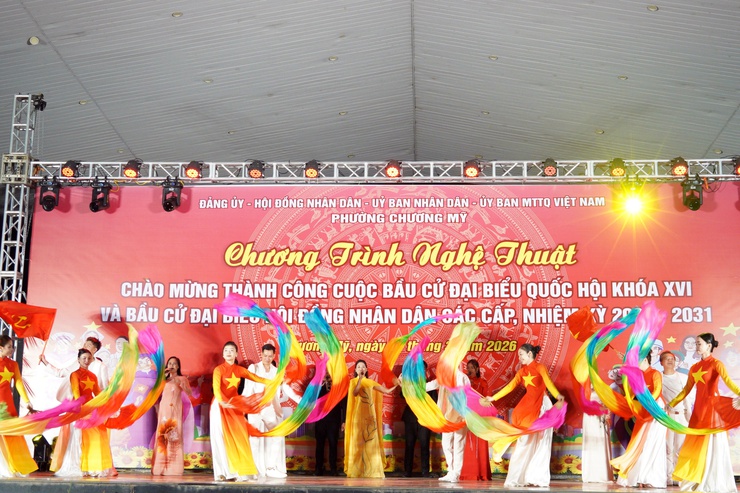 Phường Chương Mỹ tổ chức chương trình nghệ thuật chào mừng thành công cuộc bầu cử- Ảnh 12.