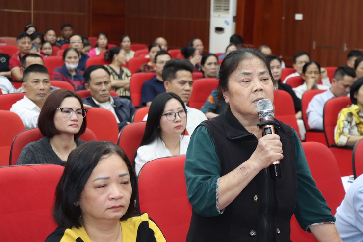 Hội nghị lấy ý kiến đối với hồ sơ phương án tuyến, tỷ lệ 1/500 dự án trục không gian Quốc lộ 1 A gắn với chỉnh trang và tái thiết đô thị.- Ảnh 5.