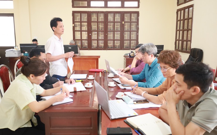 Tăng cường quản lý sản xuất nông nghiệp tại xã Minh Châu: Hướng tới vùng rau an toàn, bền vững.- Ảnh 2.