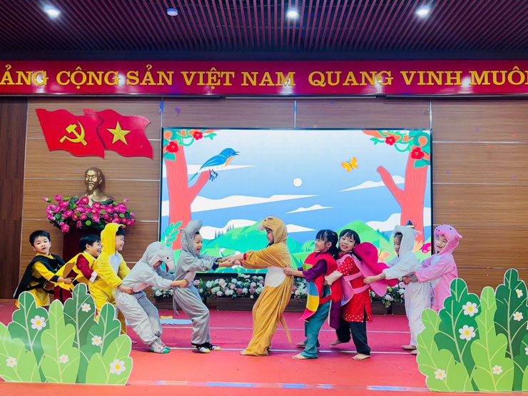 Phát triển văn hoá đọc – hình thành thói quen tốt cho trẻ em tại trường Mầm non Hoa Anh Đào- Ảnh 4.