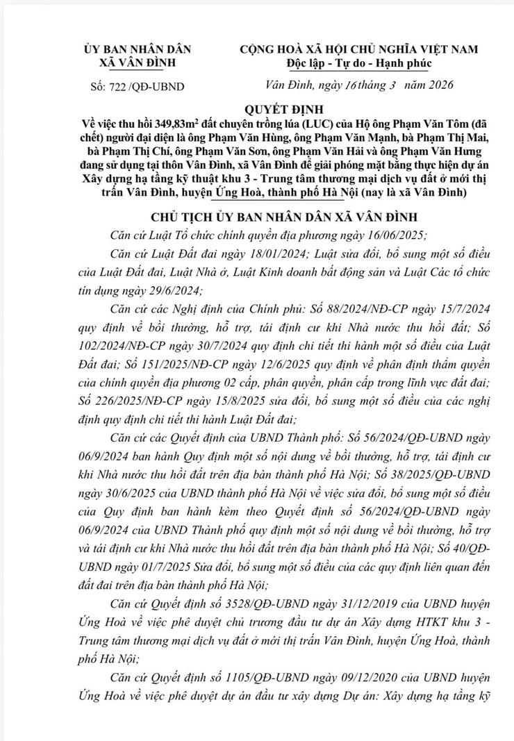 Quyết định về việc thu hồi 349,83m2 đất chuyên trồng lúa (LUC) để giải phóng mặt bằng thực hiện dự án
Xây dựng hạ tầng kỹ thuật khu 3 - Trung tâm thương mại - Ảnh 1.
