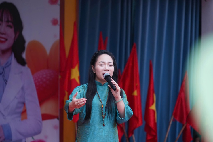 Trường Tiểu học Tiên Phương tổ chức hoạt động ngoại khóa về giá trị tình yêu thương và lòng biết ơn- Ảnh 4.