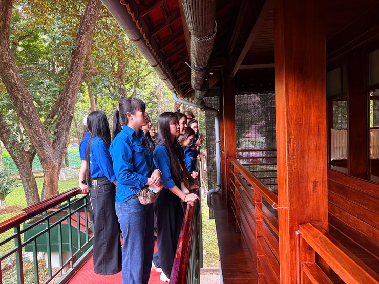 Sôi nổi chuỗi hoạt động kỷ niệm 95 năm ngày thành lập Đoàn TNCS Hồ Chí Minh tại trường Mầm Non Chu Văn An- Ảnh 1.