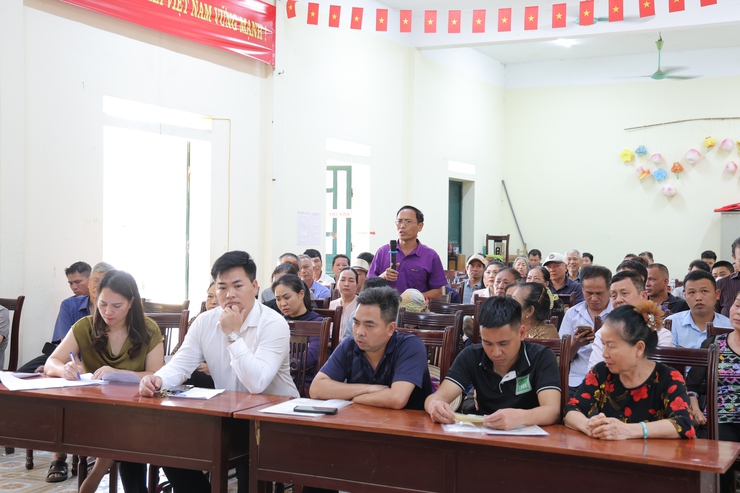 Đối thoại với các hộ gia đình, cá nhân về Dự thảo phương án Bồi thường, hỗ trợ và tái định cư trong phạm vi dự án đầu tư cải tạo, nâng cấp Quốc lộ 6 đoạn Ba La - Xuân Mai- Ảnh 7.
