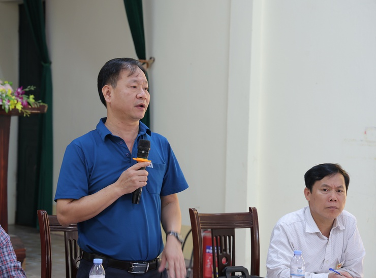 Đối thoại với các hộ gia đình, cá nhân về Dự thảo phương án Bồi thường, hỗ trợ và tái định cư trong phạm vi dự án đầu tư cải tạo, nâng cấp Quốc lộ 6 đoạn Ba La - Xuân Mai- Ảnh 8.