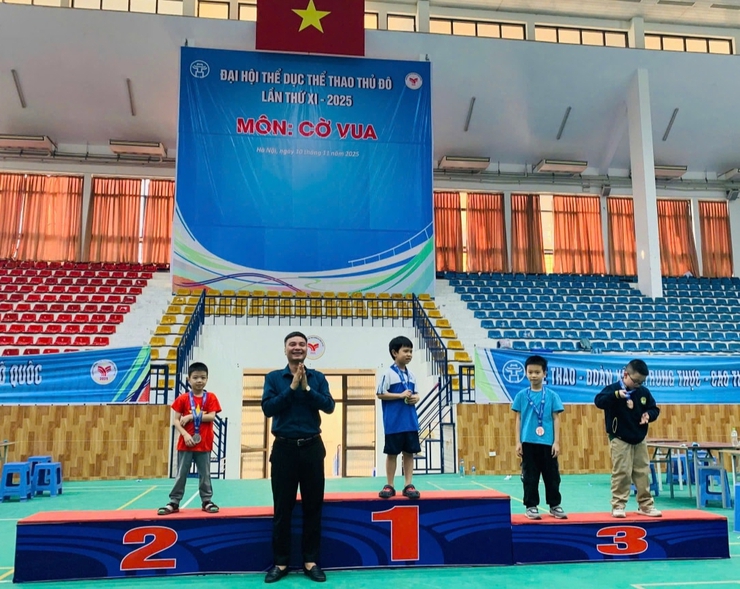 Nguyễn Minh Vũ - Gương học sinh chăm ngoan, lễ phép, nuôi dưỡng đam mê cờ vua từ những điều giản dị- Ảnh 2.