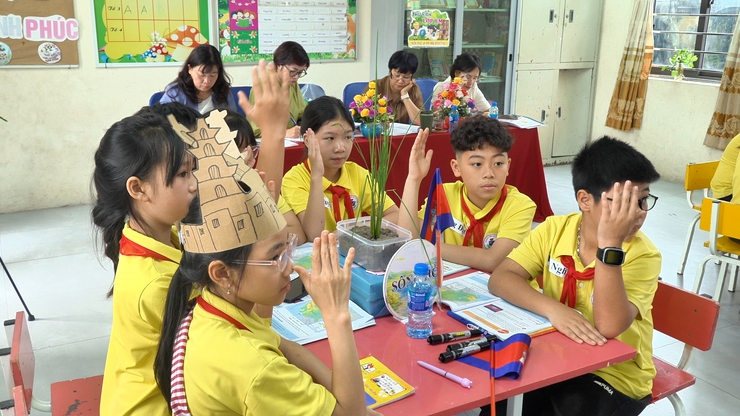 Khai mạc hội thi giáo viên giỏi tiểu học cấp TP năm học 2025 - 2026- Ảnh 3.