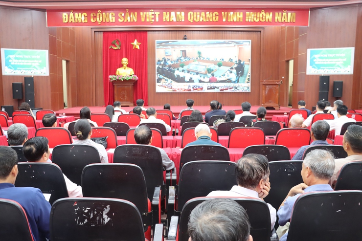 Hội nghị trực tuyến lấy ý kiến đối với Quy hoạch tổng thể Thủ đô Hà Nội tầm nhìn 100 năm.- Ảnh 1.