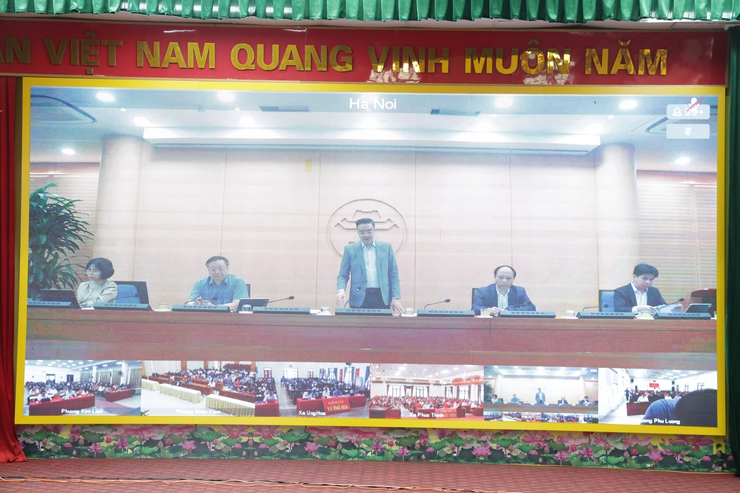 Hội nghị trực tuyến nghe báo cáo, lấy ý kiến đối với quy hoạch tổng thể Thủ đô Hà Nội tầm nhìn 100 năm

***********- Ảnh 1.