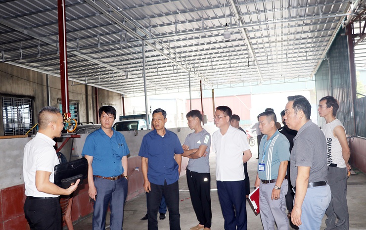 UBND xã Trần Phú tổ chức hội nghị làm việc với các hộ khu giết mổ gia súc, gia cầm trên địa bàn xã Trần Phú- Ảnh 2.